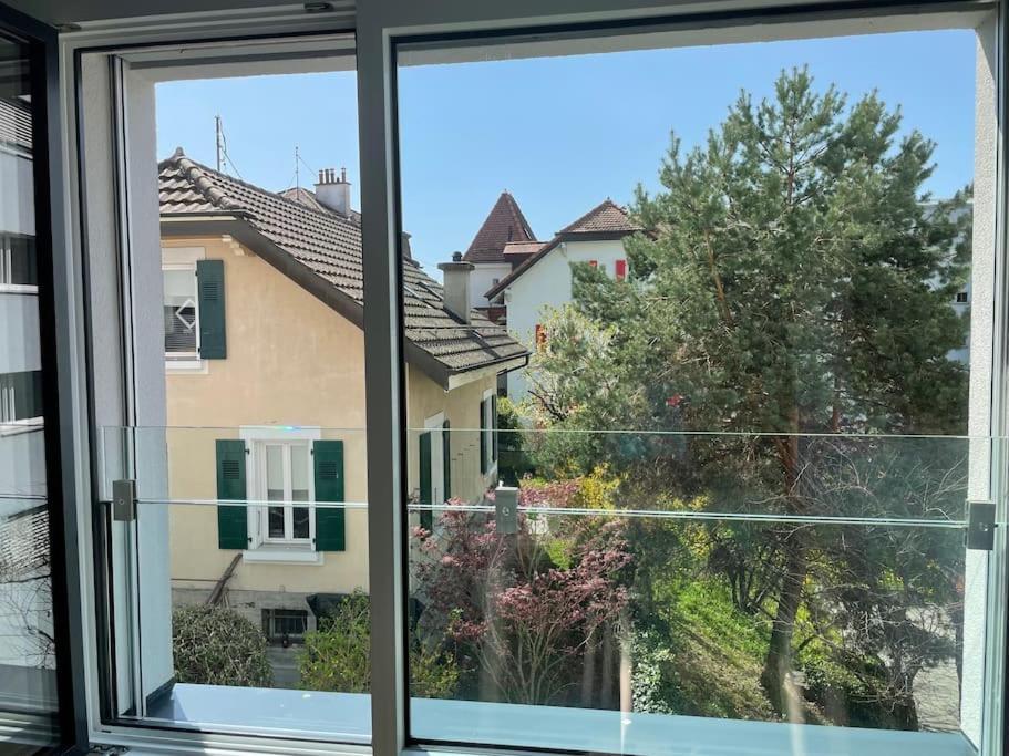 Proche Lausanne: Studio Bien Equipe Leilighet Prilly Eksteriør bilde